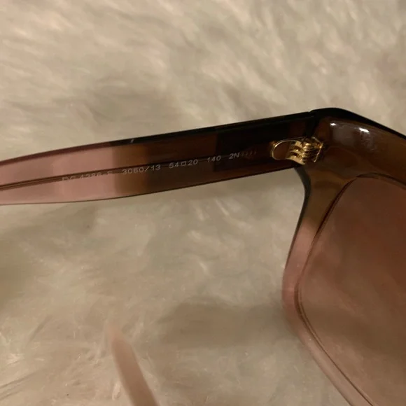 AUTHENTIC DOLCE & GABBANA SUNGLASSES - Picture 5 of 7